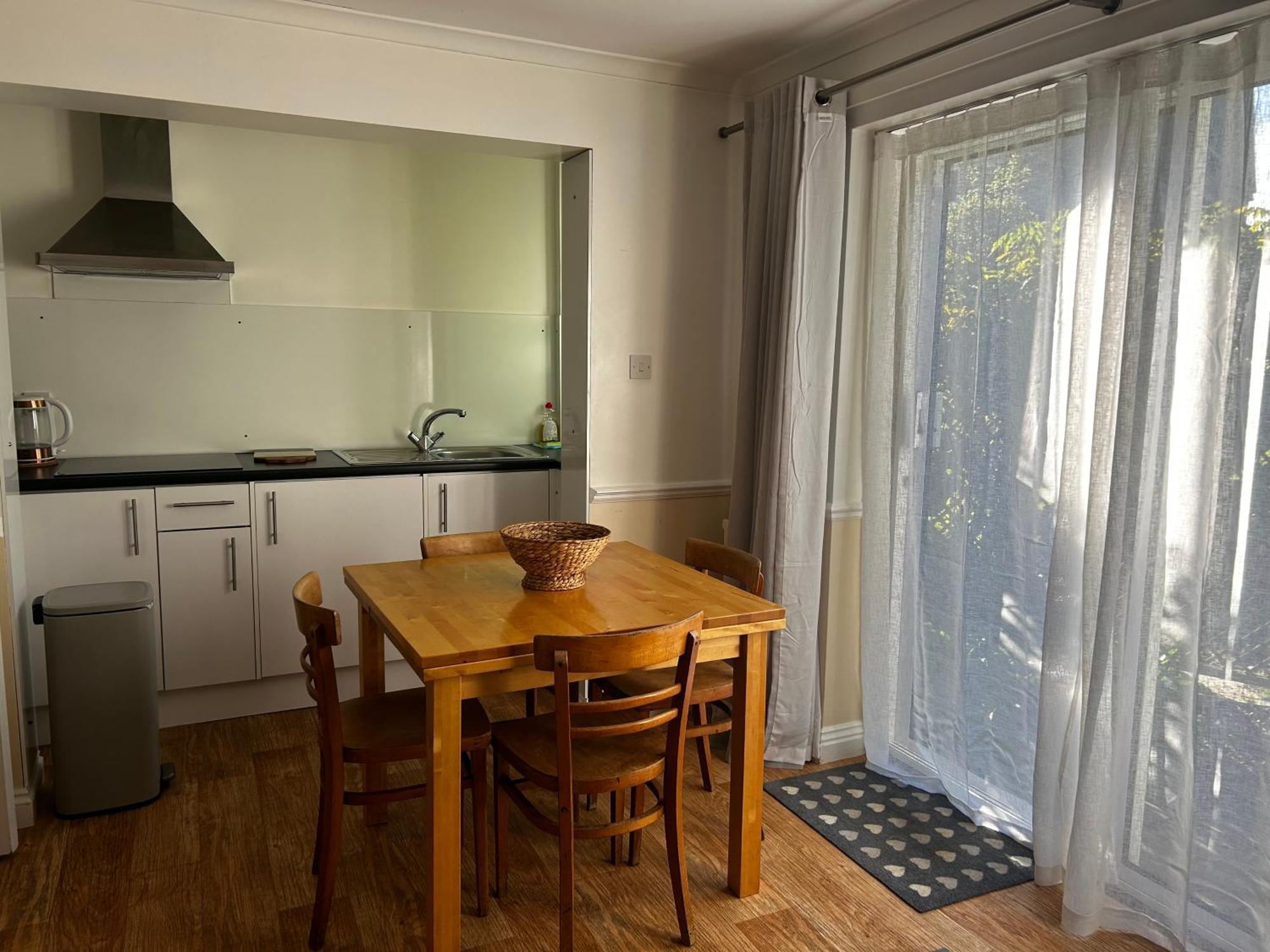 Byways Serviced Apartments Salisbury Buitenkant foto