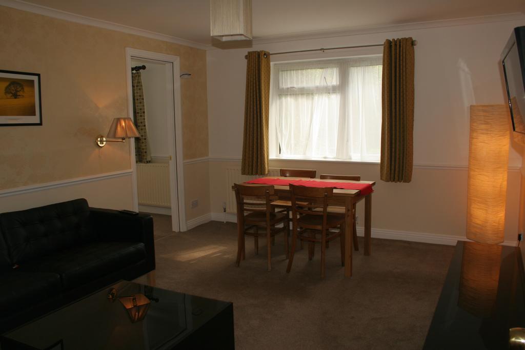 Byways Serviced Apartments Salisbury Kamer foto